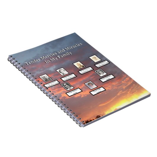 Yellow Sunset Family Tree Mercies Wunder Notizblock (Rechte Seite)