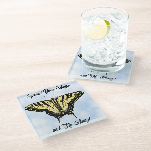 Yellow Swallowtail Butterfly Blue Sky Personalized Glasuntersetzer (Schrägansicht)