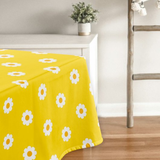 Yellow tablecloth with daisies  tischdecke