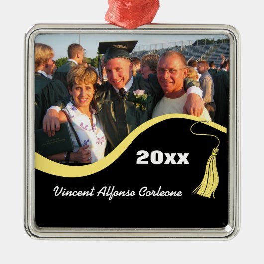 Yellow Tassel Abschluss Ornament Aus Metall (Vorne)