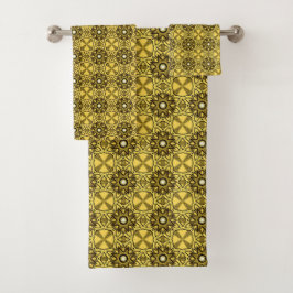 Yellow towels with black geometric patterns badhandtuch set