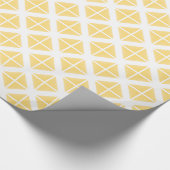 Yellow Trendy Triangle Pattern Geschenkpapier (Ecke)