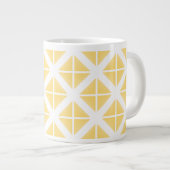 Yellow Trendy Triangle Pattern Jumbo-Tasse (Vorderseite Rechts)