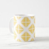 Yellow Trendy Triangle Pattern Kaffeetasse (Vorderseite Links)