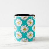 Yellow Turquoise White Daisy Pattern Zweifarbige Tasse (Mittel)