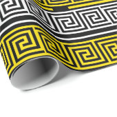 Yellow White Black Greek Key Fret Pattern Design  Geschenkpapier (Rolleneckpunkt)