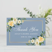 Yellow White Floral Dusty Blue Wedding Dankeskarte (Stehend Vorderseite)