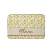 Yellow Wildflowers Pattern Monogram Name Badematte (Vorderseite)