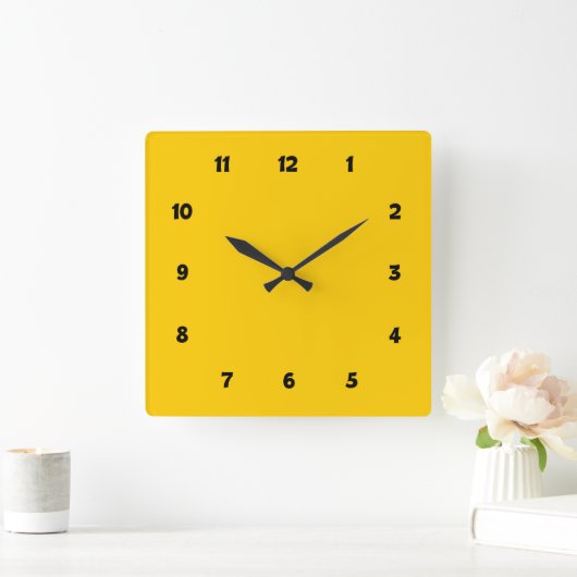 Yellow with Numbers Quadratische Wanduhr (Zuhause)