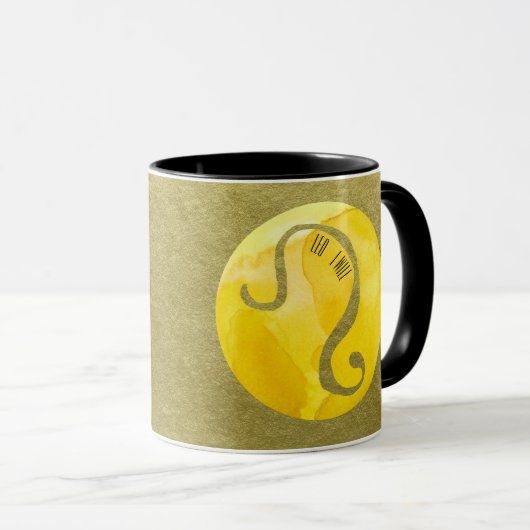 Yellow Zodiac Sign Leo auf Gold Hintergrund Tasse (VorderseiteRechts)