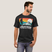 Yellowstone Nationalpark Bigfoot Mountains T-Shirt (Vorne ganz)