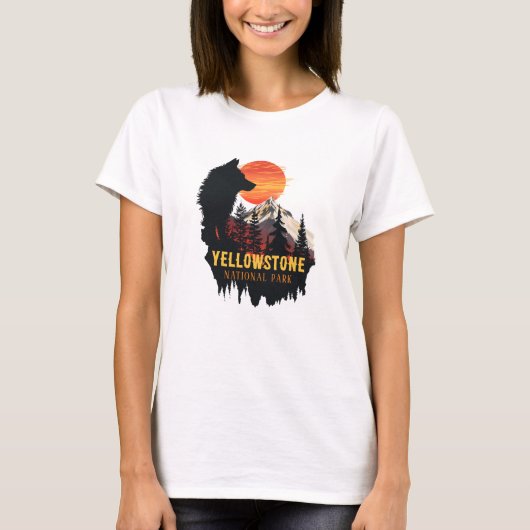 Yellowstone Nationalpark, Wolf Orange Sunset Art T-Shirt (Vorderseite)