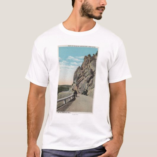 Yellowstone, WYVacationers, altes Auto, nahe T-Shirt (Vorderseite)