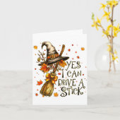Yes I Can Drive A Stick Fall Halloween Soky Witch  Karte (Gelbe Blume)