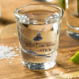 Yes I Can Drive A Stick Fun Happy Halloween Schnapsglas