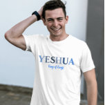 Yeshua, King of Kings T - Shirt<br><div class="desc">Christlicher T - Shirt mit Yeshua, König der Könige. Typografie ist in gemischter Kalligraphie & minimalistischer Typografie. Dieses trendige, moderne Design ist das perfekte Geschenk- und Modestatement. #christlich #religion #scripture #religion #bible #yeshua #Jesus</div>