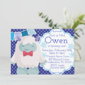 Yeti feiert Jungen abscheulichen Schneemann Geburt Einladung (Stehend Vorderseite)