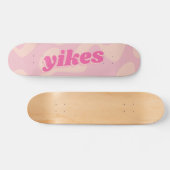 Yikes Pastel Pink Groovy Moderne Typografie Skateboard (Horizontal)