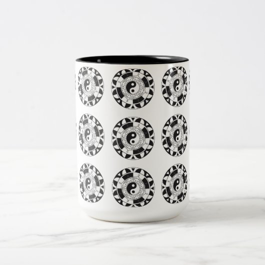 Yin and Yang Tiled Asian Symbol Tasse (Mittel)