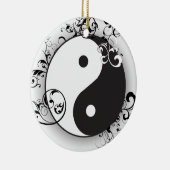 Yin u. Yang mit Rolleverzierungsschwarzem Keramikornament (Rechts)
