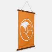 Yin und Yang-Ginkgo-Blätter in drohlem Ring Wandteppich Mit Holzrahmen (Gewinkelt)