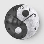 Yin und Yang Runde Wanduhr (Vorderseite)