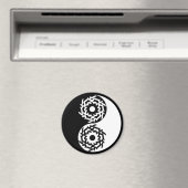 Yin und Yang-Zeichen in Schwarzweiß Magnet (In Situ (Geschirrspüler))