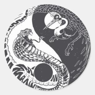 Yin Yang Animal Art, Snake vs Bird Runder Aufkleber