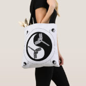 Yin Yang Black and White Abbildung 8 Drachenfliege Tasche (Von Nahem)