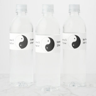 Yin Yang Black and White Design Wedding Wasserflaschenetikett