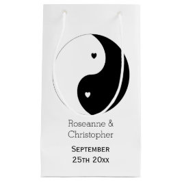 Yin Yang Black and White Hearts Design Wedding Kleine Geschenktüte