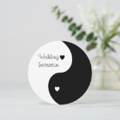 Yin Yang Black and White Hearts Wedding Einladung (Stehend Vorderseite)