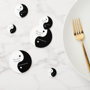Yin Yang Black and White Hearts Wedding Konfetti
