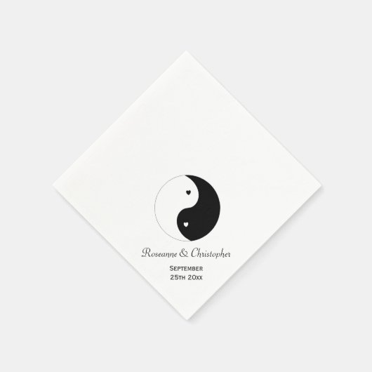 Yin Yang Black and White Hearts Wedding Serviette (Ecke)