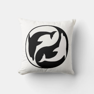 Yin Yang Dolphins Reversible Pillow Kissen