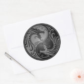 Yin Yang Dragons, grau und schwarz Runder Aufkleber (Umschlag)