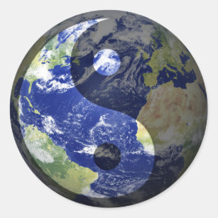 Yin-Yang Harmonie auf unserem Planeten Runder Aufkleber