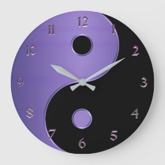 Yin Yang in Lavender Purple and Black Große Wanduhr