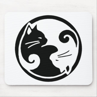 Yin Yang Katzen Mousepad