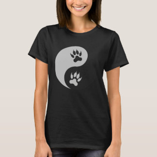 Yin Yang Lion Paw  Lion  Predatory Cat  Africa T-Shirt