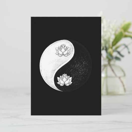 Yin Yang Lotus Blume Harmonie Schwarz-Weiß-Geschen Einladung (Stehend Vorderseite)