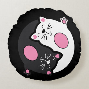 Yin Yang Schlafende Katzen in Schwarz und Weiß  Rundes Kissen