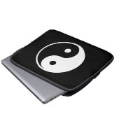 Yin Yang Schwarzweiss-Illustrations-Schablone Laptopschutzhülle (Vorne Knopf)