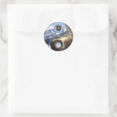 Yin Yang Sea Mountains mit Ihrem Monogramm Runder Aufkleber (Tasche)