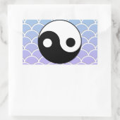 Yin Yang Symbol auf Wave Background Rechteckiger Aufkleber (Tasche)