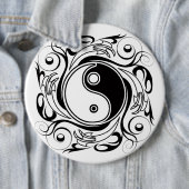 Yin & Yang Symbol Black and White Tattoo Style Button (Beispiel)