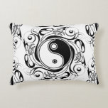 Yin & Yang Symbol Black and White Tattoo Style Dekokissen<br><div class="desc">Decorative Ying Yang Symbol Psychedelic Black and White Tattoo Style Art Design. Originally created with Hi Quality Vector Graphic Art Copyright BluedakArt TheChameleonArt.</div>