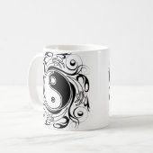 Yin & Yang Symbol Black and White Tattoo Style Kaffeetasse (Vorderseite Links)