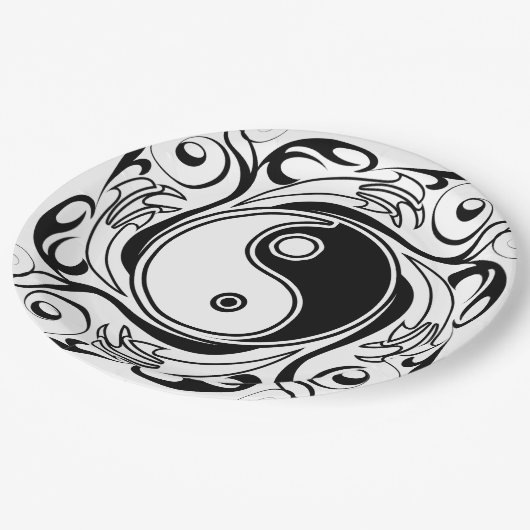 Yin & Yang Symbol Black and White Tattoo Style Pappteller (Schrägansicht)