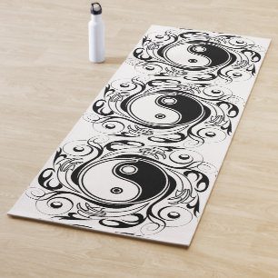 Yin & Yang Symbol Black and White Tattoo Style Yogamatte